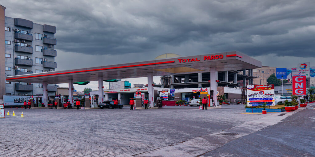 Falcon Filling<br> Station